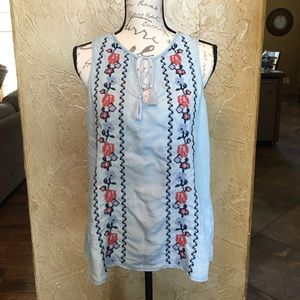 Old Navy sleeveless embroidered top